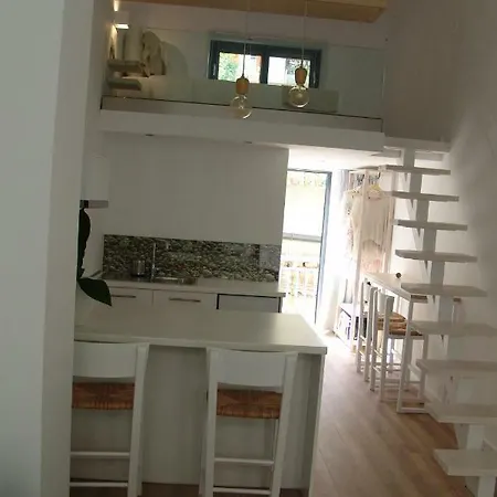 Sixteen Seasons House Apartment *